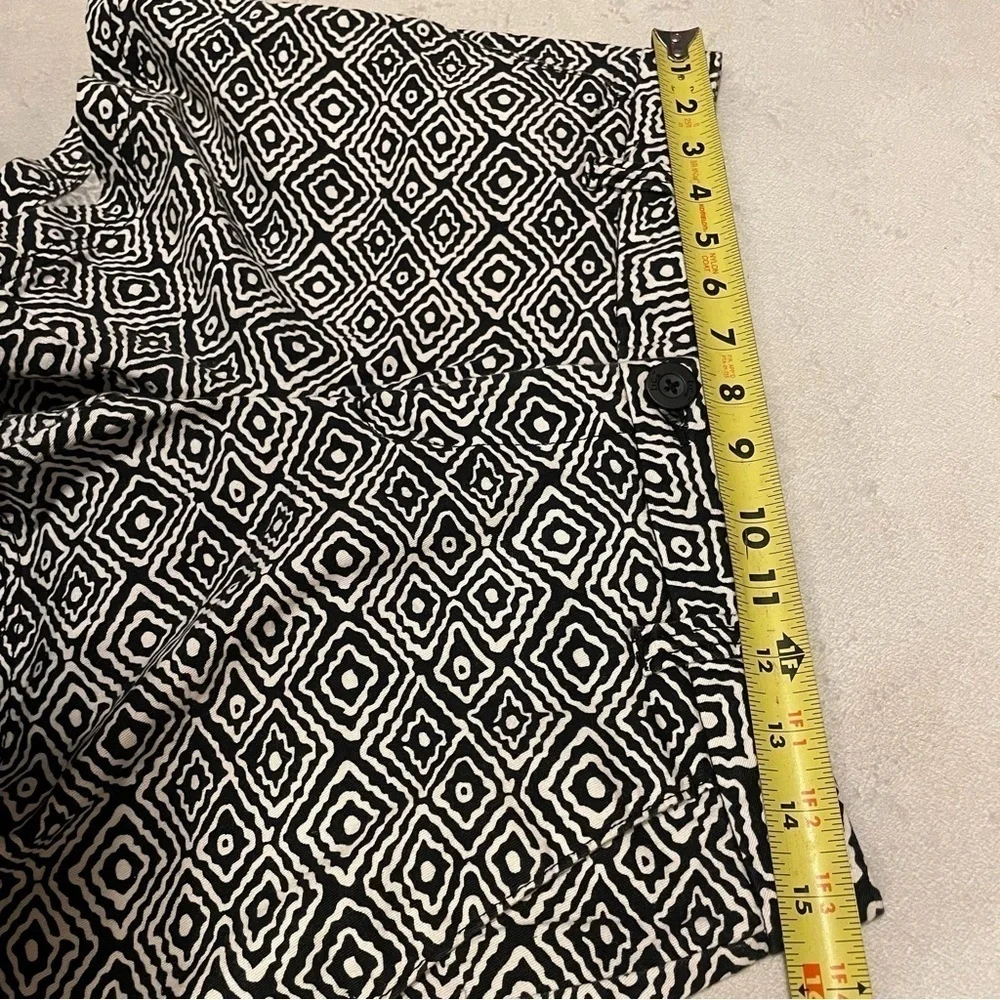 bcg Chino shorts Womens Size 4 black and white print geometric modern - Picture 9 of 11